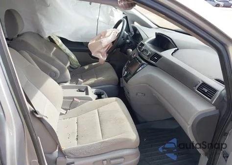 2016 Honda Odyssey Se from USA, damaged, VIN 5FNRL5H3XGB164992